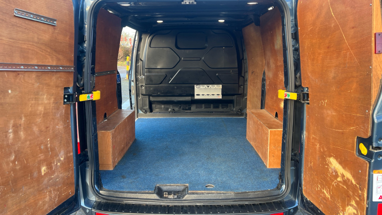 Ford Transit Custom 300 L1 Diesel Fwd 2.0 EcoBlue 130ps Low Roof Limited Van